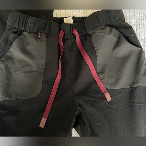 DINSEY X FIGS COLLAB - Picture 9 of 16